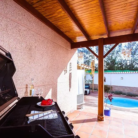 Hibiscus Centrum Private Pool Family 科拉雷侯