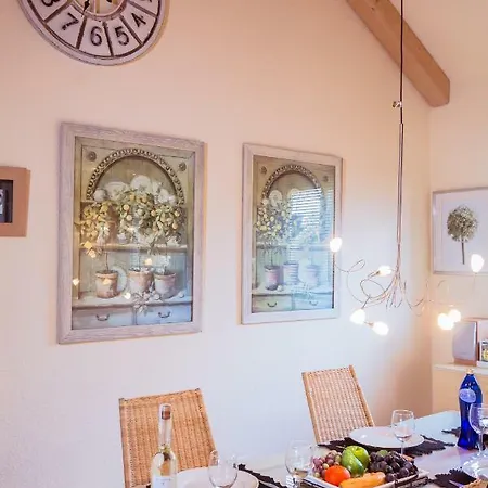 Hibiscus Centrum Private Pool Family 科拉雷侯