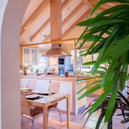 Villa Hibiscus Centrum Private Pool Family *