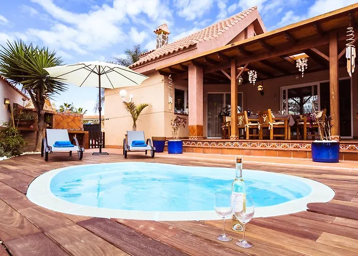 Hibiscus Centrum Private Pool Family * 科拉雷侯